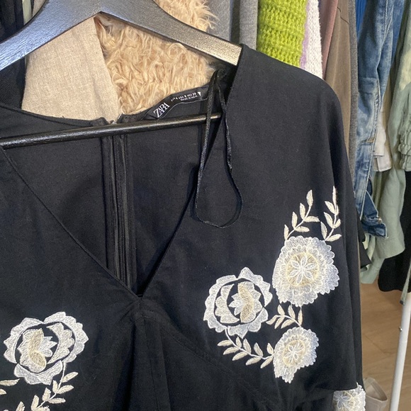 Zara Jumpsuit Floral Detailed Size Small - Picture 2 of 2